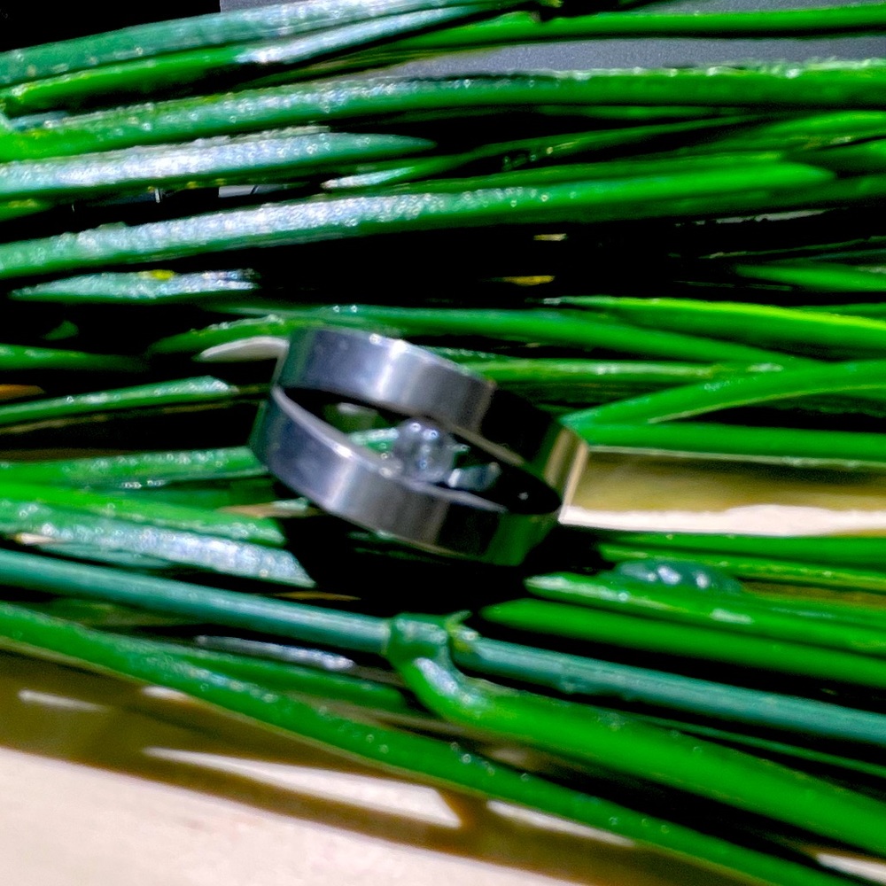 Silver ring with diamond